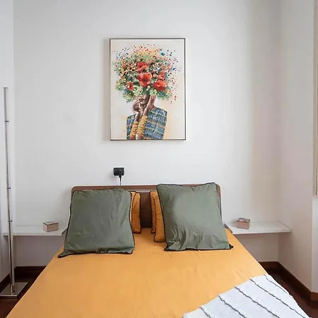 Apartamento Spacious Flat W Wooden Beams - Porta Venezia